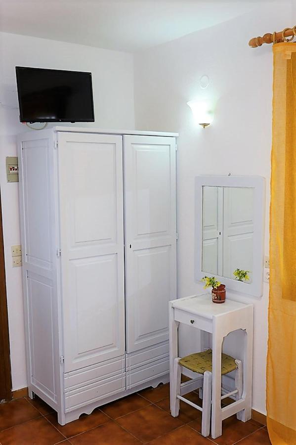 Jasmine Pythagoreio (Samos)
